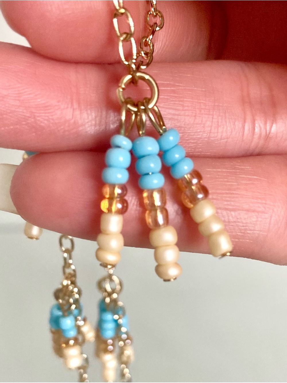 Jessica Simpson Gold-Tone preloved Necklace Turquoise Cream tone Bead Tassels - Picture 5 of 9